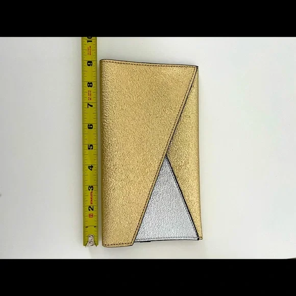 Gold and silver clutch - Picture 6 of 7